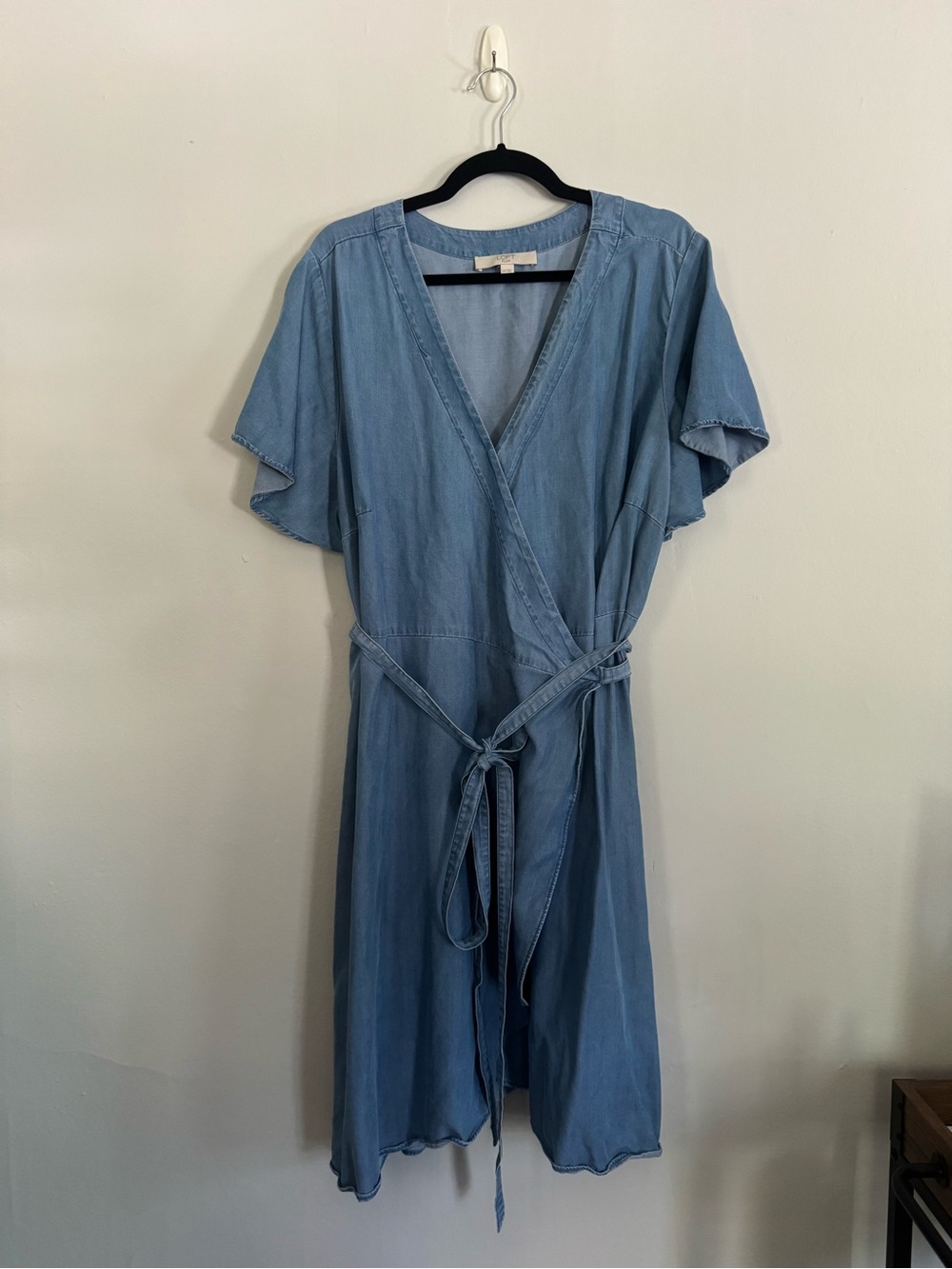 LOFT Plus blue Chambray Wrap Dress - size 20